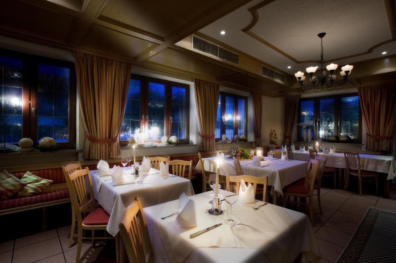 Hotel Und Restaurant Landshuter Hof ภายนอก รูปภาพ